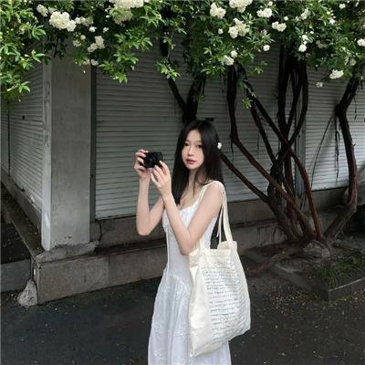 寒夜青灯